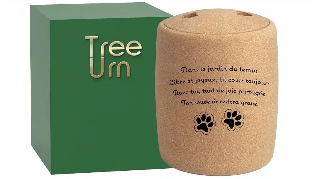 Personalize your dog’s urn and give him a final, beautiful tribute.